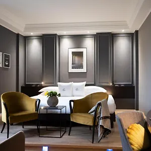 Elizabeth Lifestyle Italia