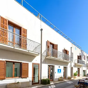 La Conchiglia Sul Mare Italia