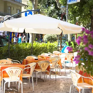 hotel-silvia-misano-adriatico.emilia-romagnahotels.net/